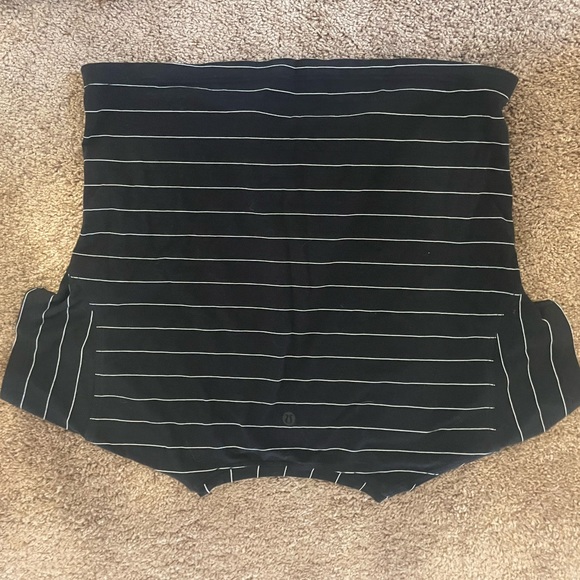 Lululemon striped cates tee size 0 - Picture 3 of 4